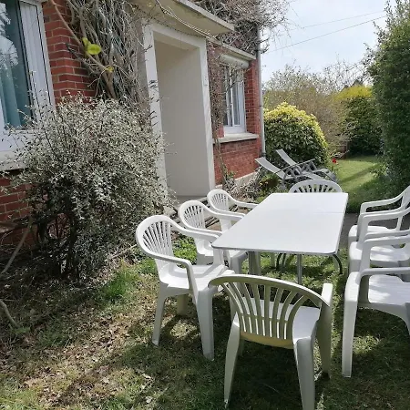 Holiday home Grande Maison Proche Dieppe, Ideal Familles Et Professionnels Dieppe